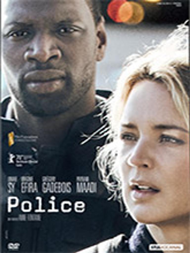 Police / Anne Fontaine, réal., adapt., scénario, dial. | 